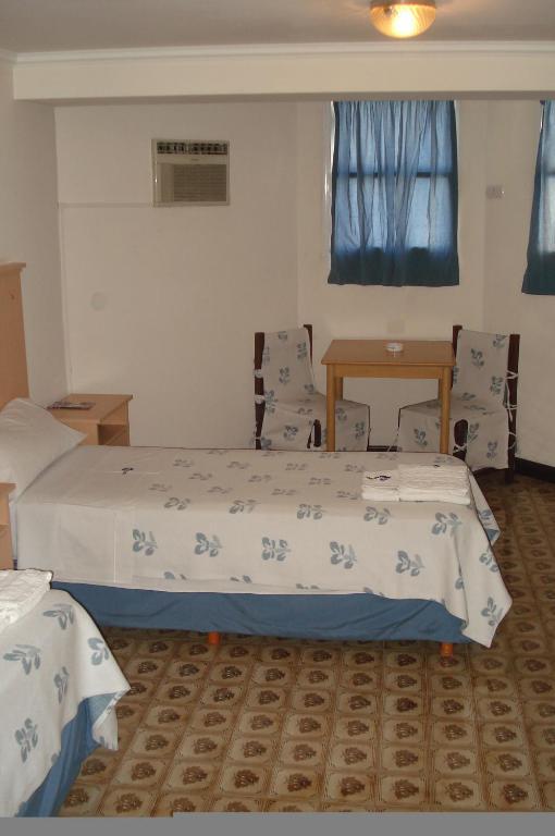 Mari Plaza Hotel Buenos Aires Bilik gambar