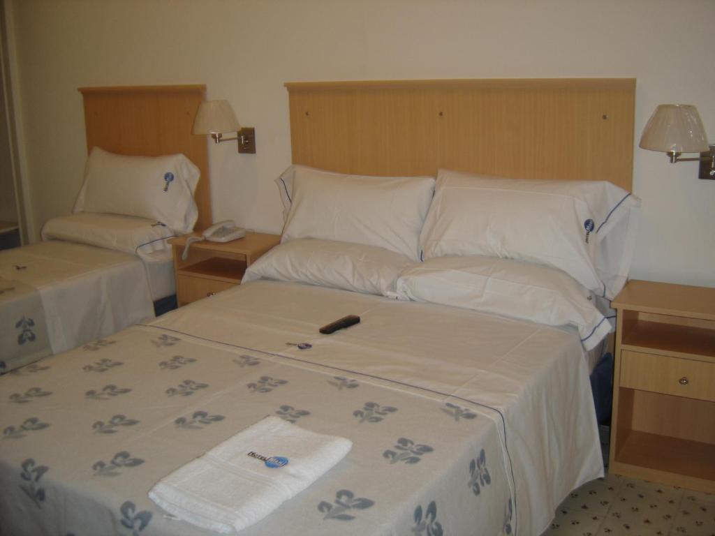 Mari Plaza Hotel Buenos Aires Bilik gambar