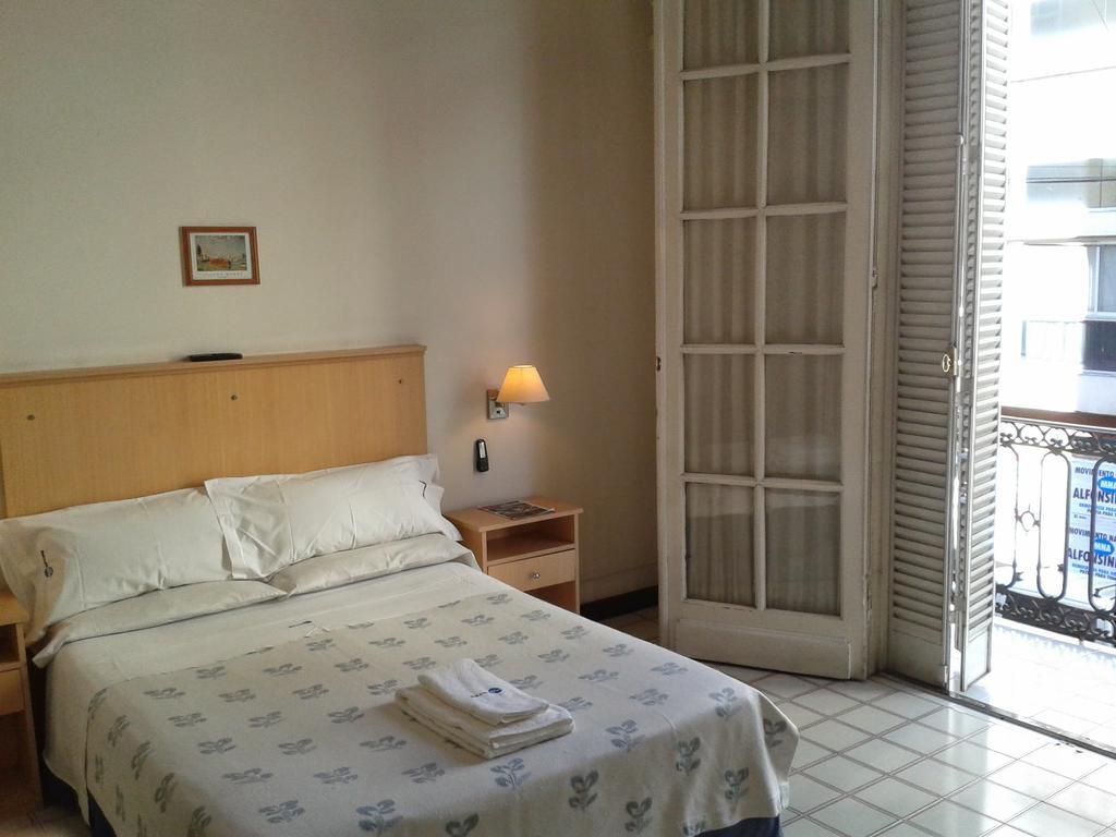 Mari Plaza Hotel Buenos Aires Luaran gambar