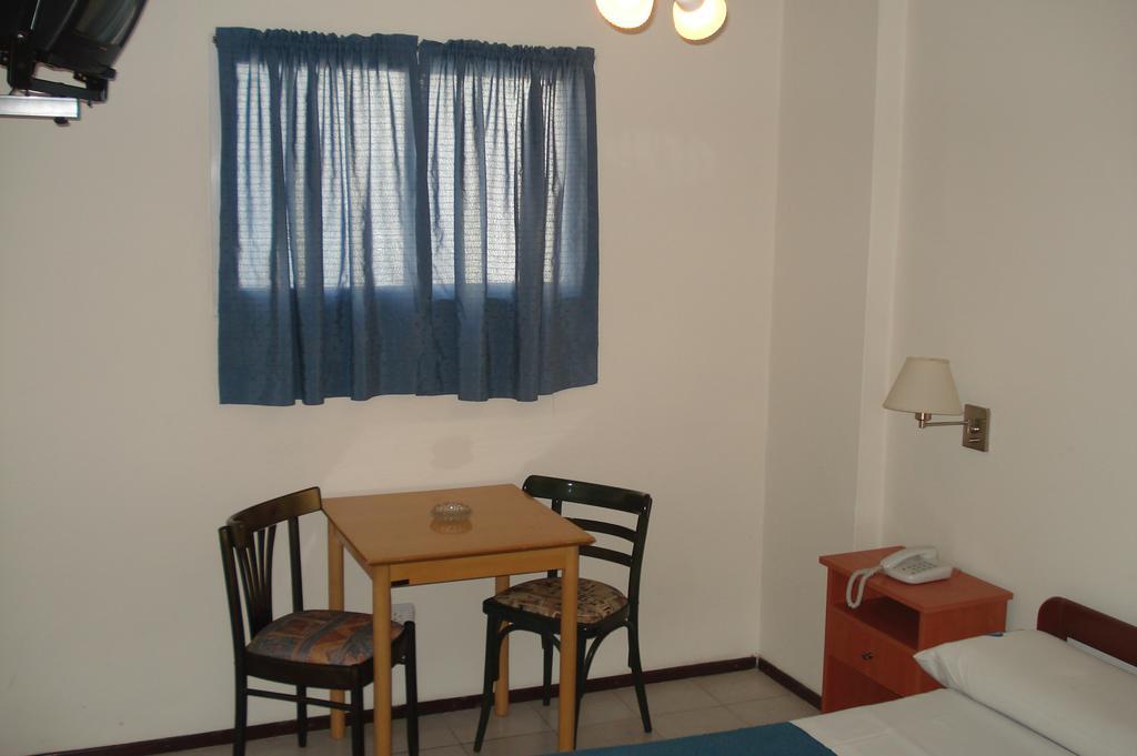 Mari Plaza Hotel Buenos Aires Luaran gambar