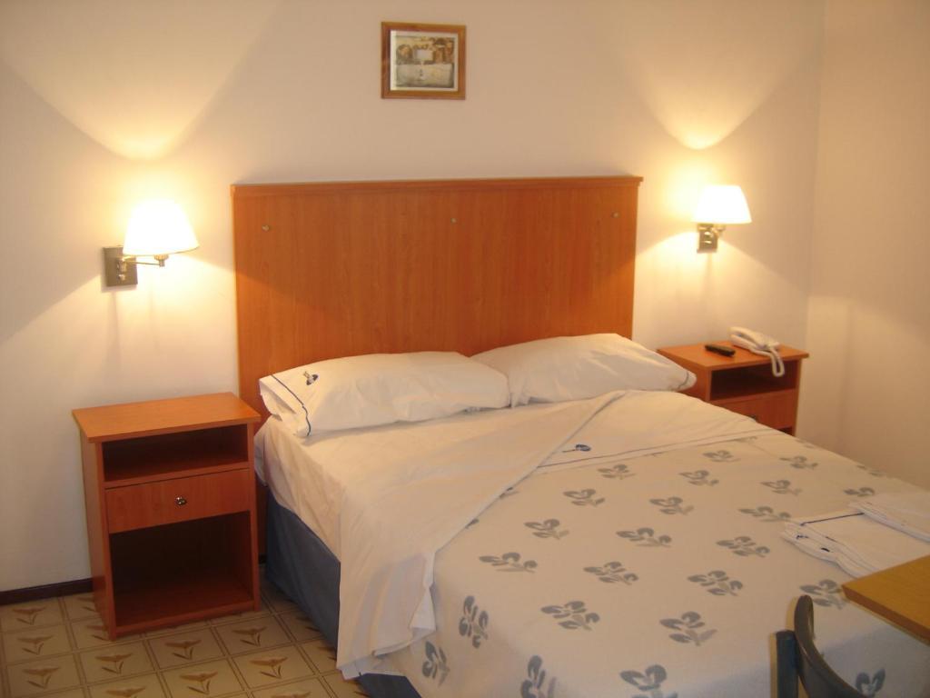 Mari Plaza Hotel Buenos Aires Luaran gambar